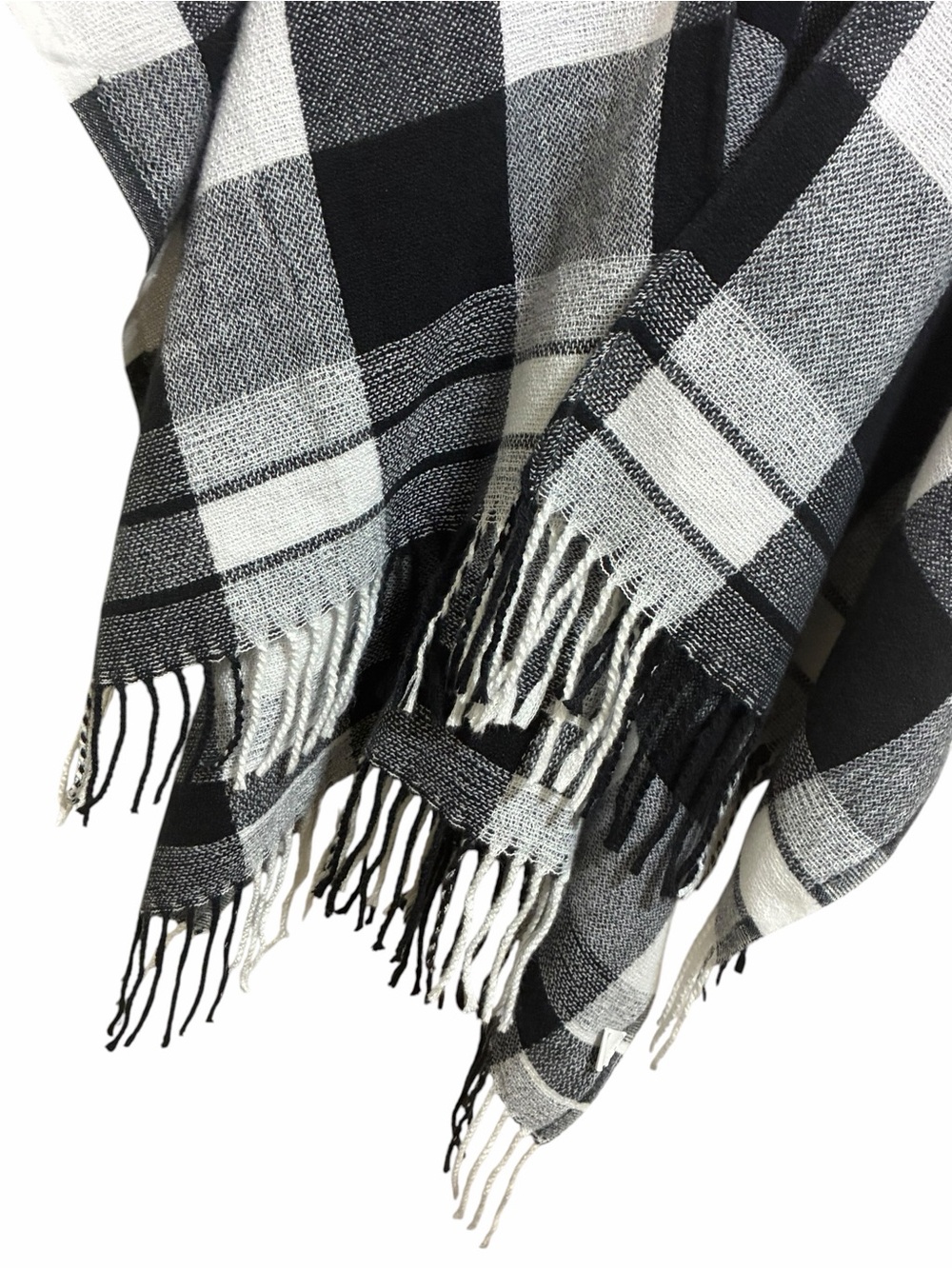 New Jon & Anna Poncho One Size Shawl Cardigan Wrap Fringe Plaid Black White OS - Picture 7 of 11